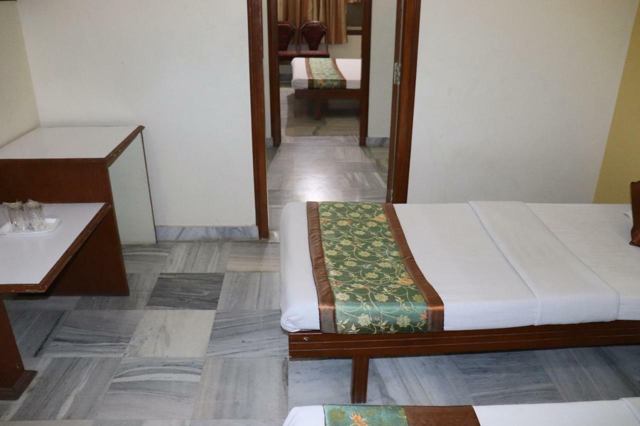 Geetco Hotel Jalor Ngoại thất bức ảnh